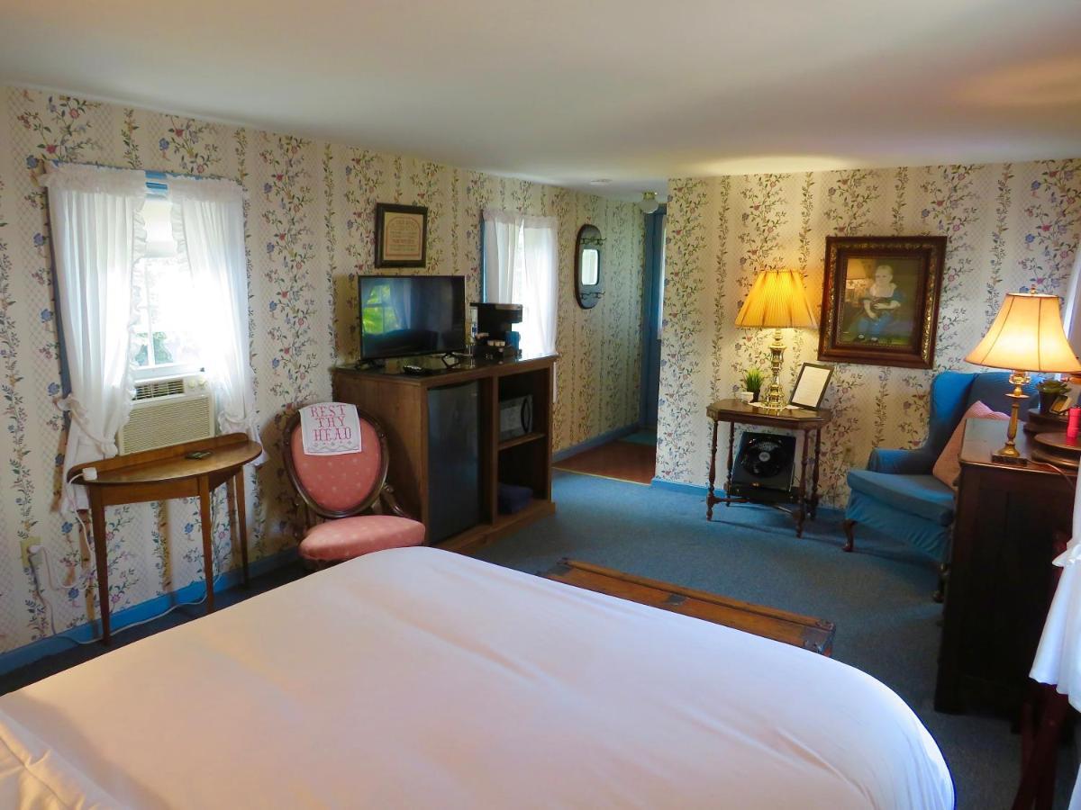 Family Farmhouse Inn Mount Jackson Bagian luar foto